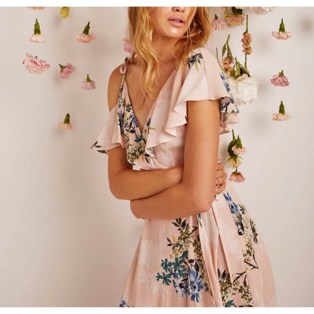 ASTR YESSENIA BLUSH PINK FLORAL MIDI WRAP Sz.S - Picture 5 of 6
